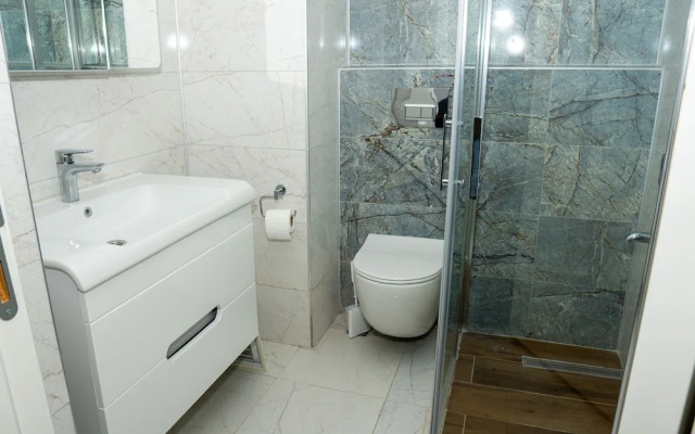 Private Pool Garden Villa- All Rooms w AC