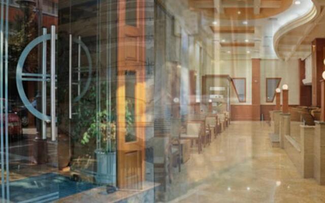 Elpida City Hotel