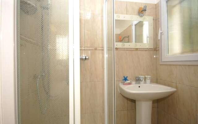 Spacious Holiday Home in Lorgues With Private Pool