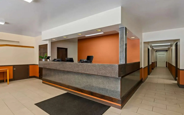 Econo Lodge Manistee