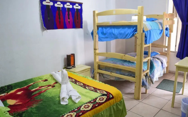Hostal Santa Cruz Backpackers