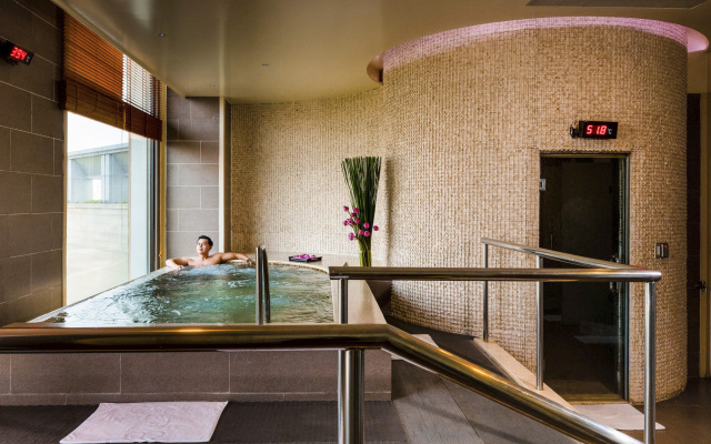 Hotel Nikko Saigon