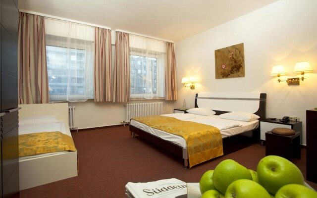 City Gate by Centro Comfort