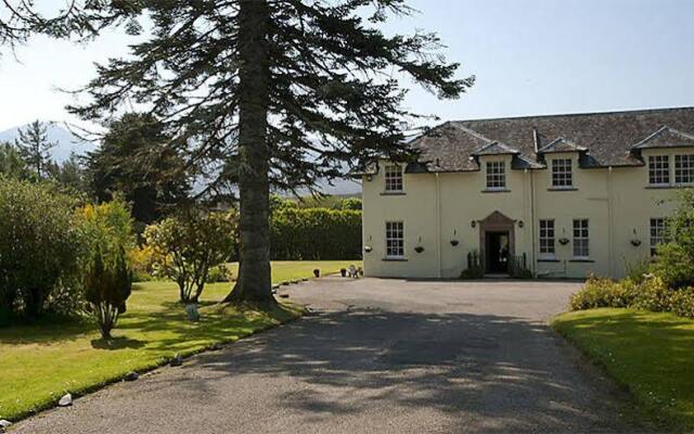 MacKinnon Country House Hotel