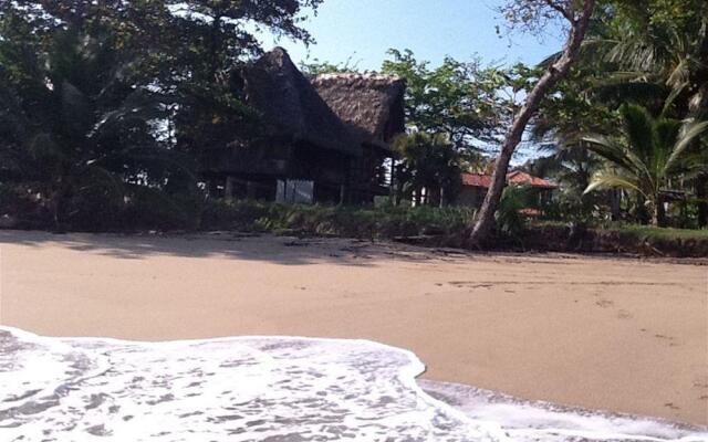 Bohio De Playa