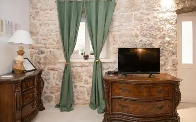 Apartment Stone House