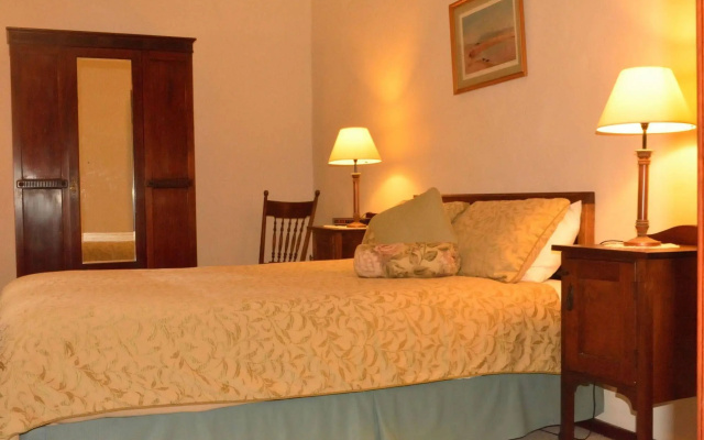 Holberry House – Guest Rooms – Nannup