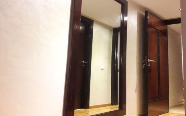 Holiday Suites