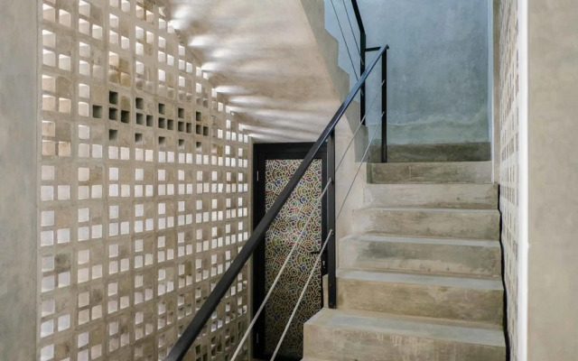 RedDoorz  near Trans Studio Mall Cibubur 3