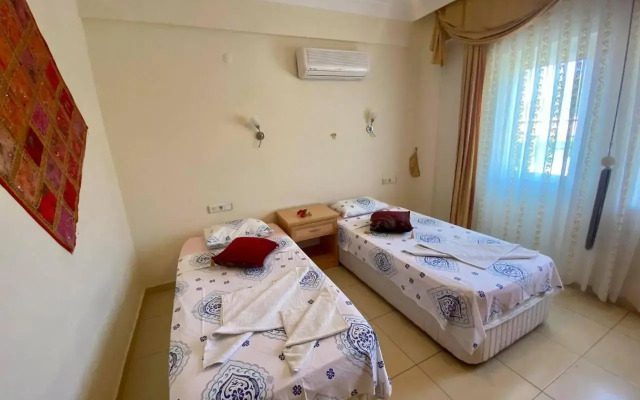 Yalçın Hotel