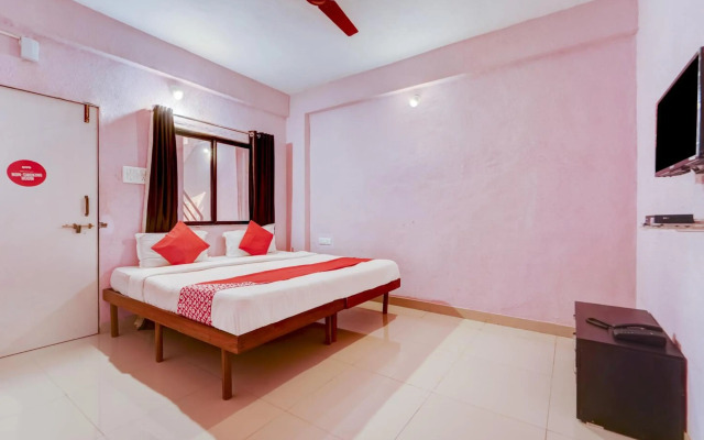 Flagship 75536 Hotel Sai Residenci