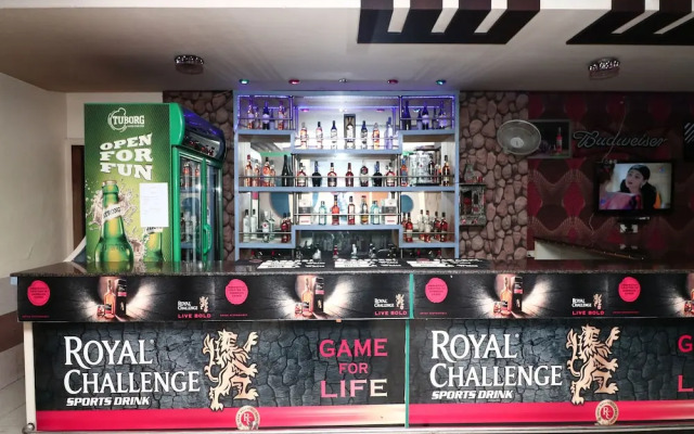 Jatin Hotel By OYO Rooms