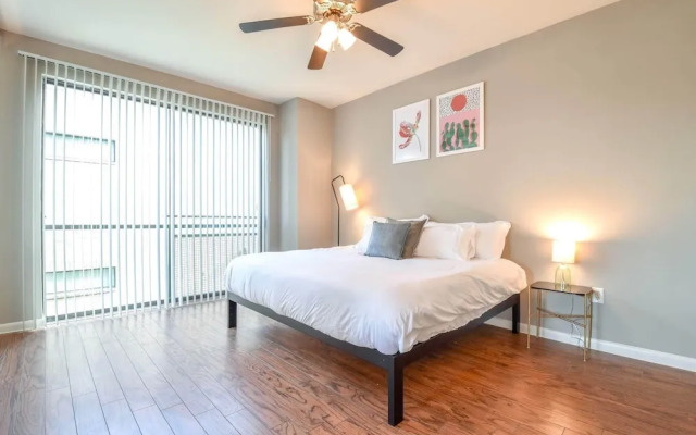 Plano Dreamy Studio Apartment