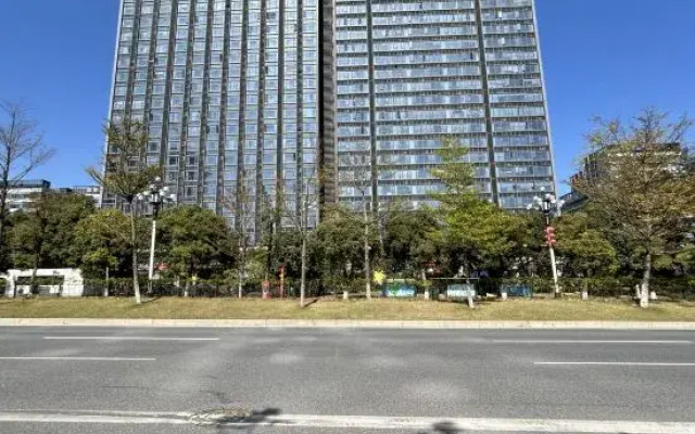 Erjana Apartment (Guangzhou Kehui Jingu Shenzhou Road Metro Station)