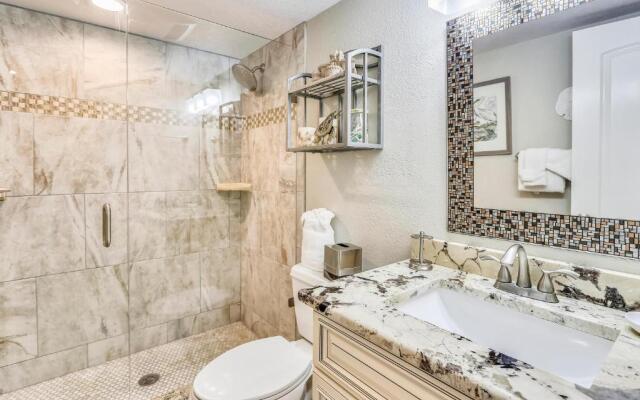 Land's End 7-306 Beach Front - Premier