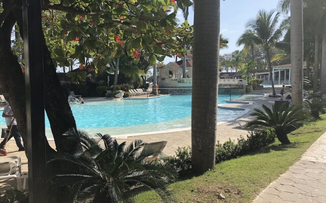 Lifestyle Kosher Crown Villas