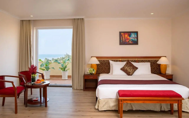 Sunny Beach Resort and Spa