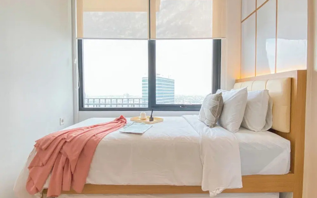 Warm Contemporary 2Br Apartment At Samara Suites