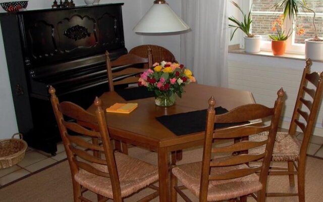 Altes Landhaus am Park (Bed & Breakfast)