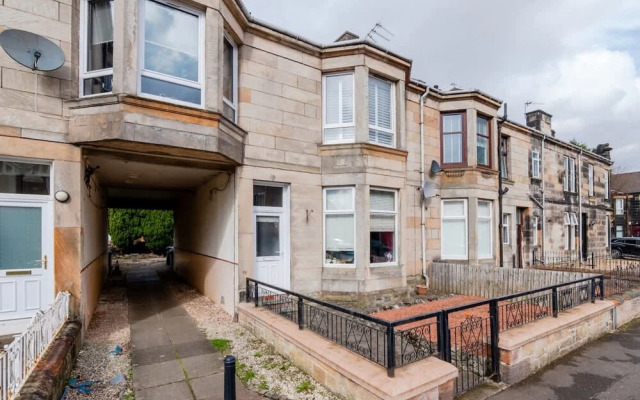5 Individual Beds - Free Parking