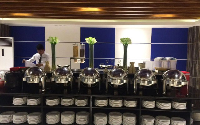 Icon Hotel Timog