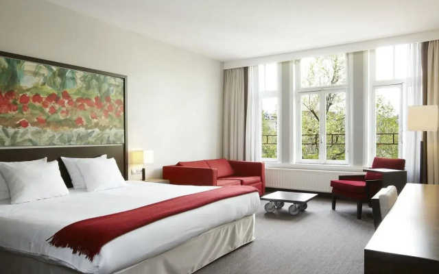 NH Amsterdam Schiller