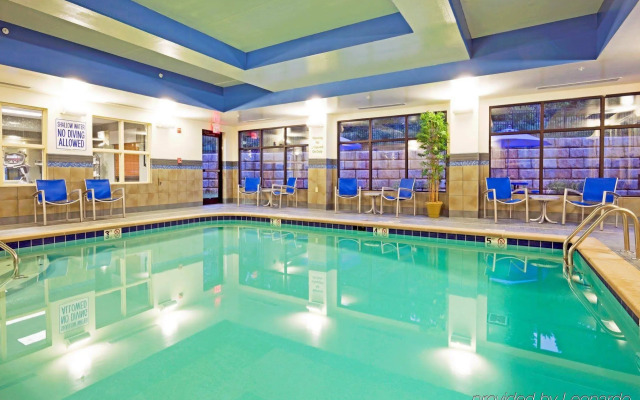 Holiday Inn Express & Suites Knoxville-Farragut by IHG