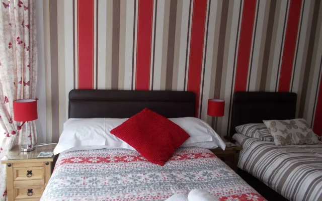 Twin Palms Guesthouse