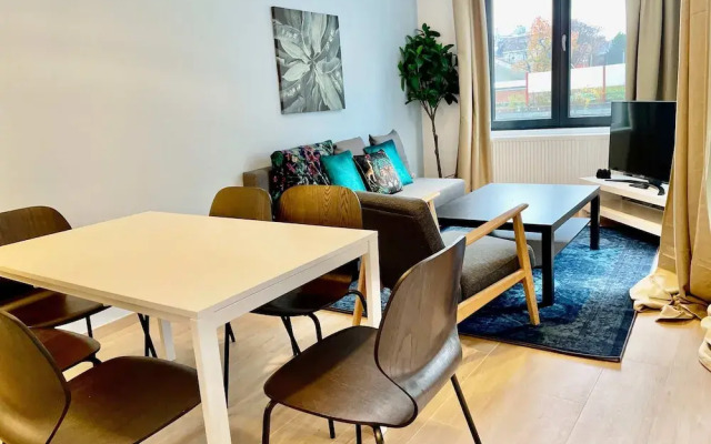 Luxury 2BR 2BA Near Fashion District by Oneluxstay