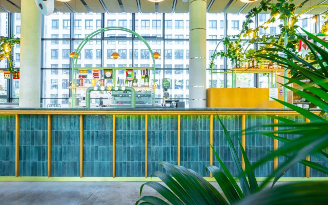 The People Paris Marais