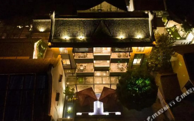 Zhenqing Bieyuan Boutique Hotel