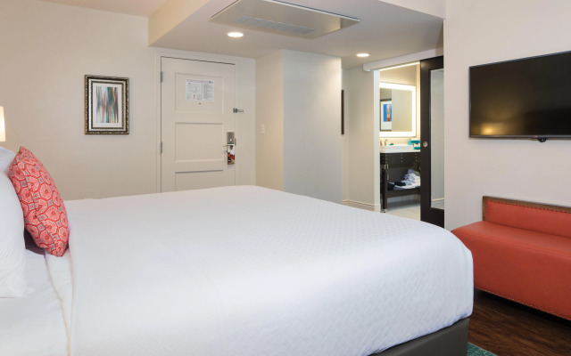 Hotel Indigo Baltimore Downtown by IHG