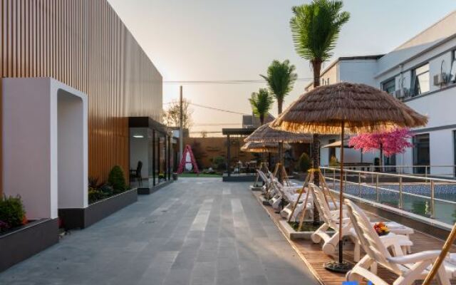 Taohua Island Resort Hotel