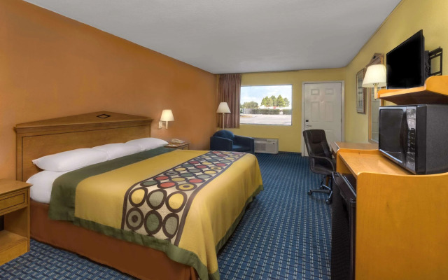 Super 8 Breaux Bridge