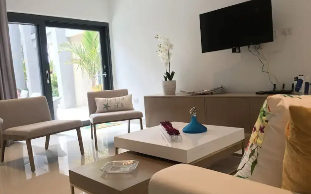 Arrival IN October: 20% Discount! at Waykiri Luxury Condos, Unit A-04b