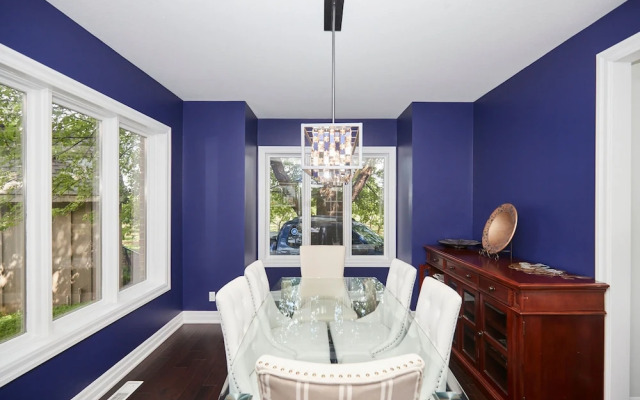 Canadian Grand Executive Villa