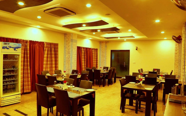 Hotel Royal Palm - A Budget Hotel in Udaipur