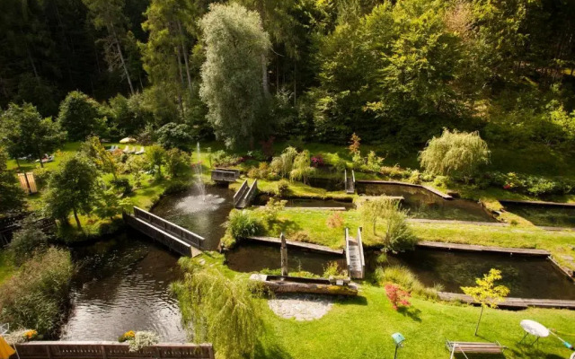 Parkhotel Tristachersee