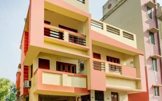 Goroomgo Gangotri Guest House kolkata