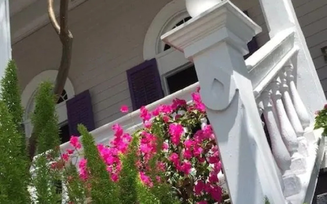 Marrero's Guest Mansion