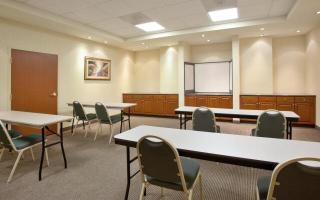 Holiday Inn Express & Suites Tucson Mall by IHG