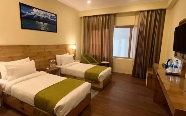 Crown Himalaya Hotel