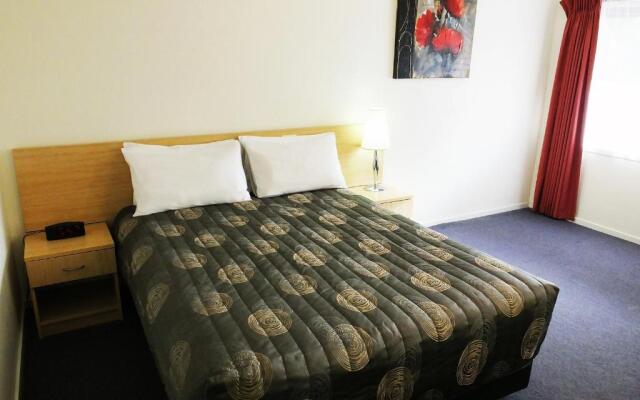 Edinburgh Motor Inn