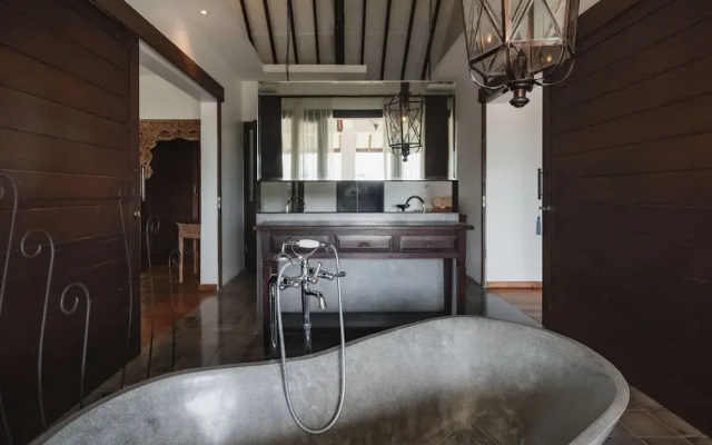 Aram Residence