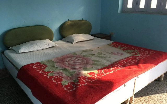 Hotel Gupta Palace
