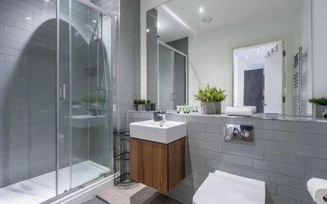 1 Bed Flat - Sleeps 4 - Pets - Parking - Wifi