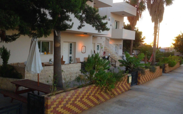 Astrofegia Apartments Near The Sea