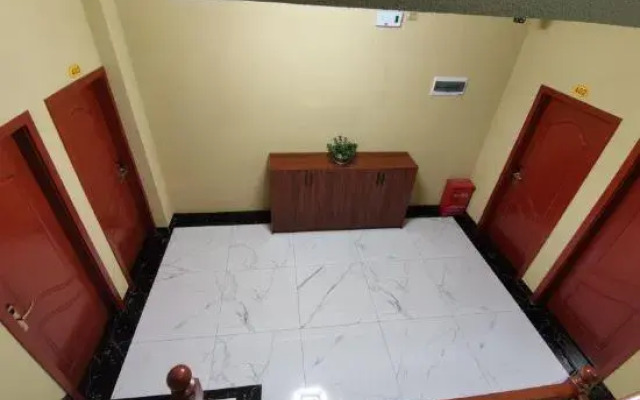 Qujing Tangke Hotel