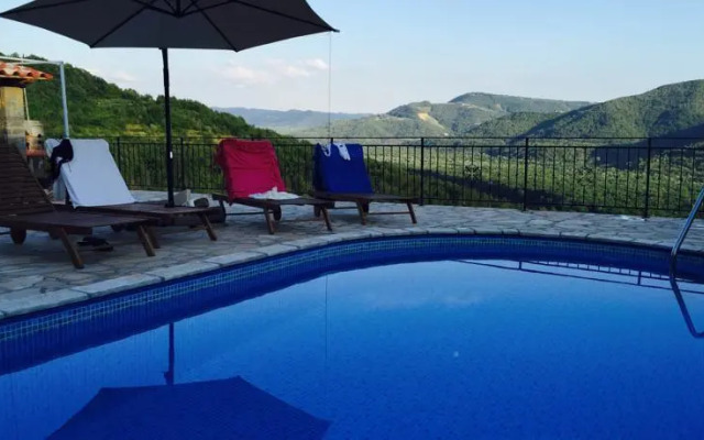 Holiday Home Stone House Ana