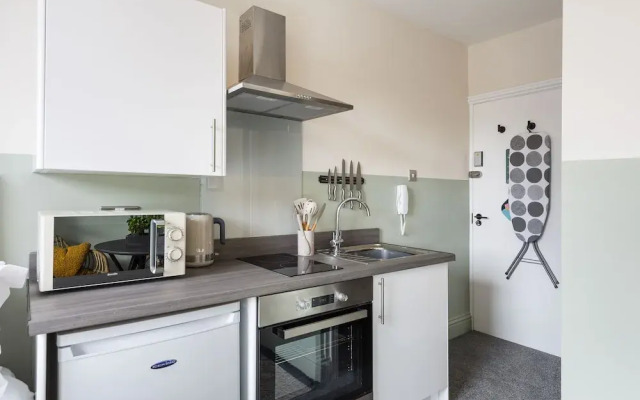 Your Apartment Clifton House